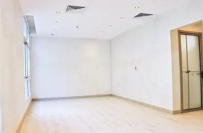 مساحات مكتبية - استوديو - 2 حمامات للايجار في مركز الأعمال العالمي - C-Ring - الدوحة مساحات مكتبية - استوديو - 2 حمامات للايجار في مركز الأعمال العالمي - C-Ring - الدوحة