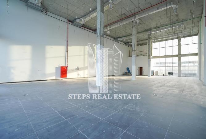 Warehouse - Studio for rent in East Industrial Street - Birkat Al Awamer - Al Wakra