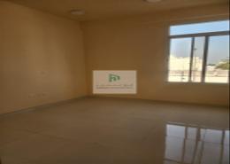صورةغرفة فارغة لـ: شقة - 2 غرف نوم - 1 حمام للكراء في شارع النجدة - مدينة خليفة شمال - مدينة خليفة - الدوحة, صورة 1