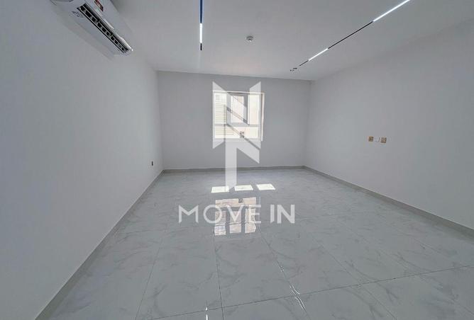 967106 - Property Main Image