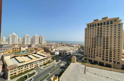 Apartment - 2 Bedrooms - 2 Bathrooms for rent in West Porto Drive - Porto Arabia - The Pearl Island - Doha