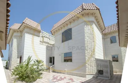Villa - 6 Bedrooms - 6 Bathrooms for sale in Legtaifiya Lagoon - West Bay - Doha