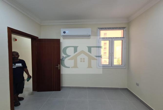 935916 - Property Image 2