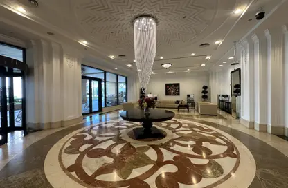 Apartment - 1 Bedroom - 2 Bathrooms for rent in Porto Arabia - The Pearl Island - Doha