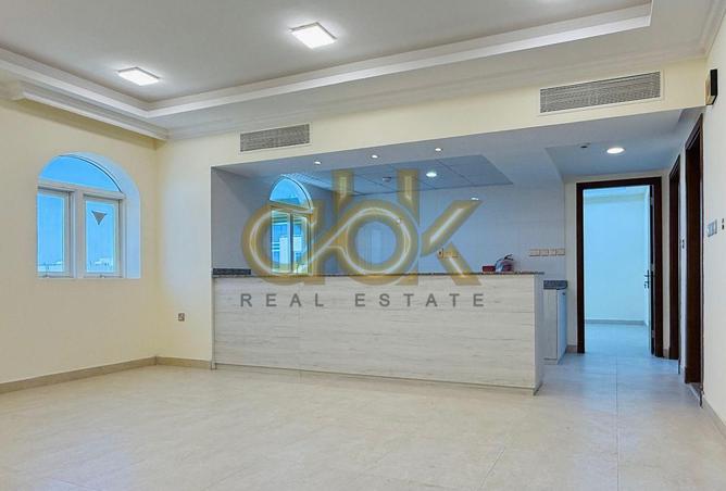 929827 - Property Image 2