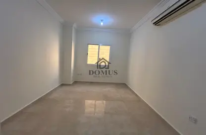 Apartment - 2 Bedrooms - 2 Bathrooms for rent in Al Zubair Bakkar Street - Al Sadd - Doha