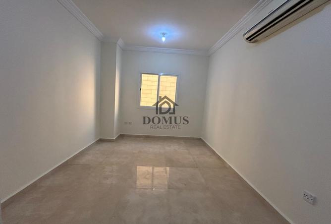937998 - Property Main Image
