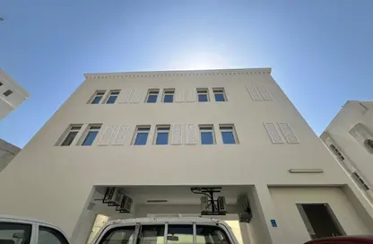 Apartment - 2 Bedrooms - 2 Bathrooms for rent in Al Mansoura - Doha
