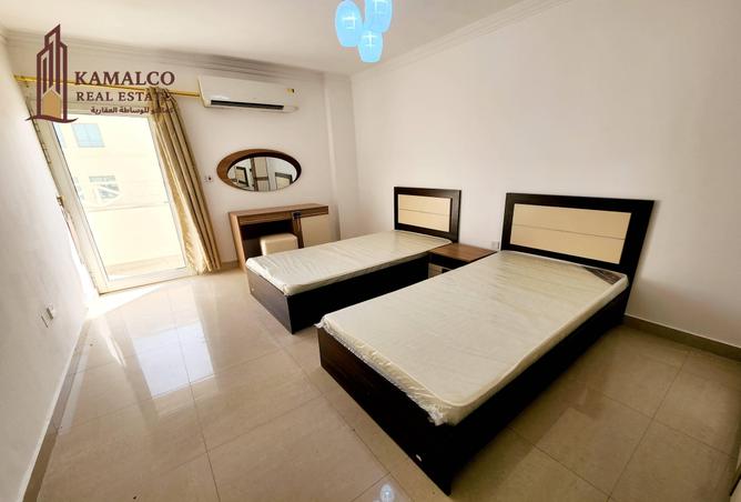 953913 - Property Image 3