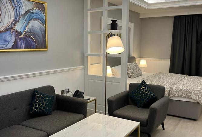 952119 - Property Image 3