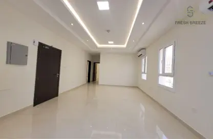 Apartment - 2 Bedrooms - 2 Bathrooms for rent in Al Mansoura - Al Mansoura - Doha