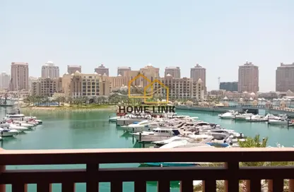 تاون هاوس - غرفة نوم - 2 حمامات للايجار في بوابة المارينا - بورتو أرابيا - جزيرة اللؤلؤة - الدوحة