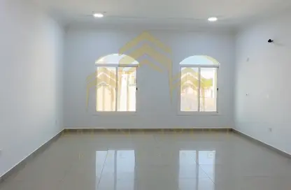 Empty Room image for: Apartment - 5 Bedrooms - 6 Bathrooms for rent in Al Thumama - Al Thumama - Doha, Image 1