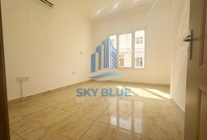 970590 - Property Image 2