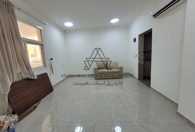 934033 - Property Image 2