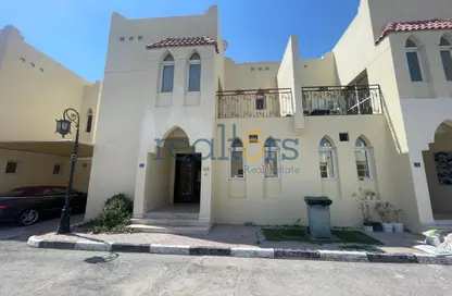 مجمع سكني - 4 غرف نوم - 4 حمامات للايجار في نور الوعب - الوعب - الدوحة