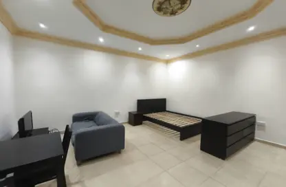 شقة - 1 حمام للايجار في العب - الخيصة - أم صلال محمد