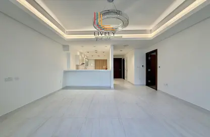 Apartment - 1 Bedroom - 2 Bathrooms for rent in Gewan Island - The Pearl Island - Doha