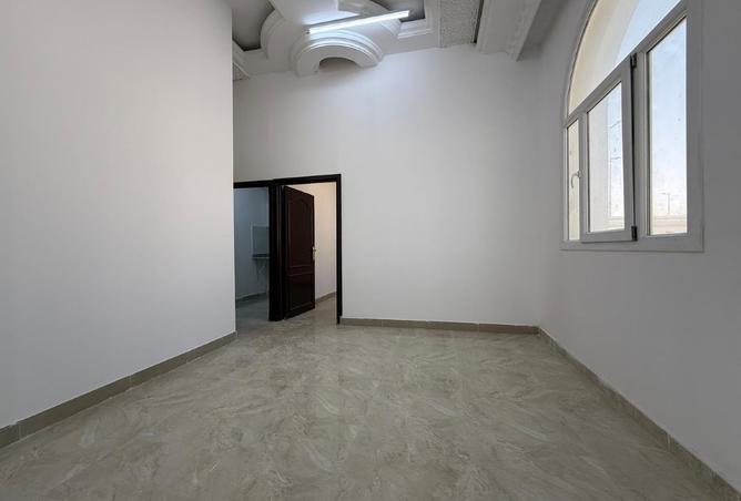 962040 - Property Image 3