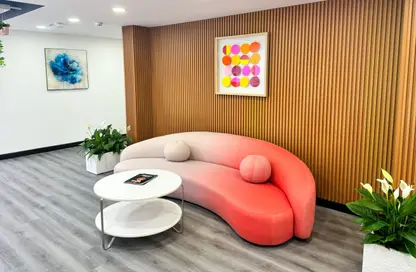 مساحات مكتبية - استوديو - 4 حمامات للايجار في شارع النعيجة - غرب الهلال - الهلال - الدوحة