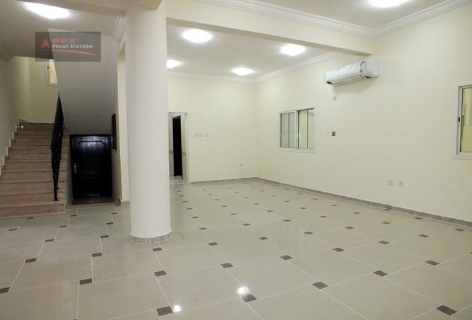 582756 - Property Image 2