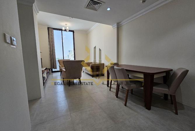 924566 - Property Image 2