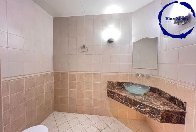 963201 - Property Image 3