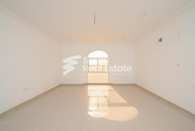 930486 - Property Image 3