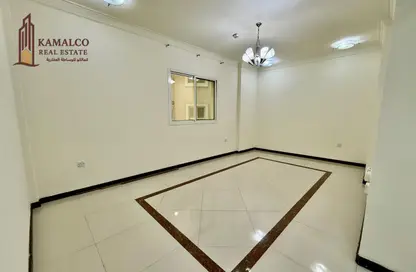 Apartment - 2 Bedrooms - 2 Bathrooms for rent in Al Muntazah Street - Al Muntazah - Doha