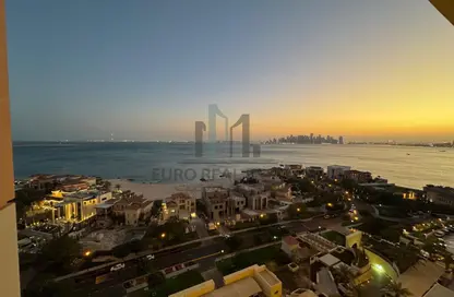 Apartment - 1 Bedroom - 2 Bathrooms for rent in West Porto Drive - Porto Arabia - The Pearl Island - Doha