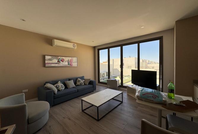 998236 - Property Image 2