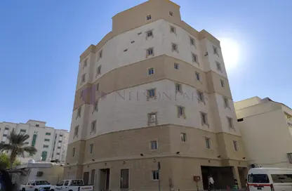 بناية كاملة - 8 غرف نوم - 8 حمامات للبيع في شارع نجمه - نجمة - الدوحة