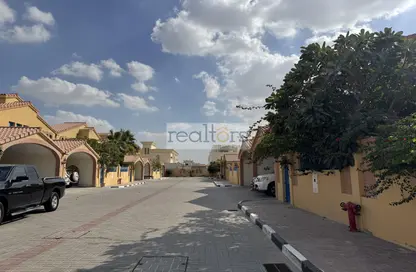Compound - 3 Bedrooms - 4 Bathrooms for rent in Mamoura 18 - Al Maamoura - Doha Compound - 3 Bedrooms - 4 Bathrooms for rent in Mamoura 18 - Al Maamoura - Doha