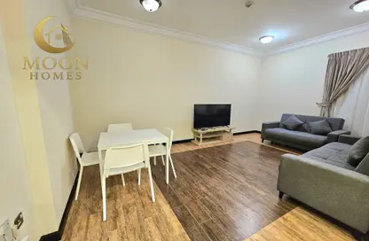 Apartment - 2 Bedrooms - 2 Bathrooms for rent in Fereej Bin Mahmoud North - Fereej Bin Mahmoud - Doha