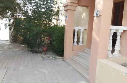 Villa - 4 Bedrooms - 3 Bathrooms for rent in Al Thumama - Al Thumama - Doha