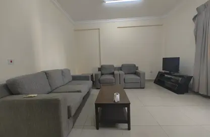 Apartment - 1 Bedroom - 1 Bathroom for rent in Hadramout Street - Doha Al Jadeed - Doha