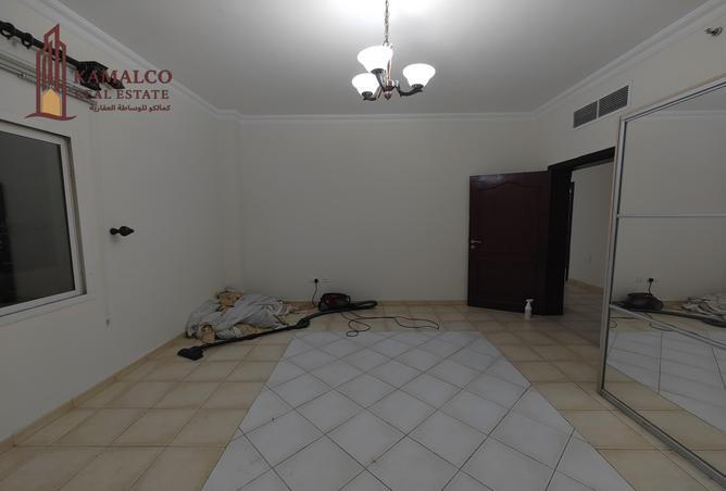 953798 - Property Image 2
