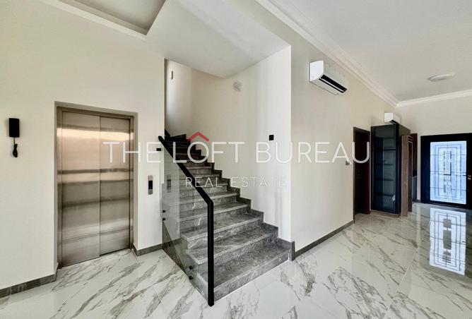 965451 - Property Image 3