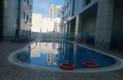 Apartment - 2 Bedrooms - 2 Bathrooms for rent in Al Khayareen Tower - Old Salata - Salata - Doha