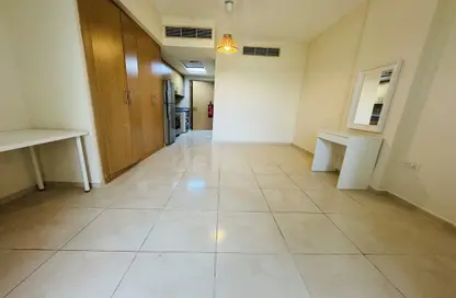 شقة - 1 حمام للايجار في فيرونا - فوكس هيلز - فوكس هيلز - الوسيل