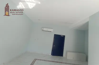 Apartment - Studio - 1 Bathroom for rent in Muntazah 7 - Al Muntazah - Doha
