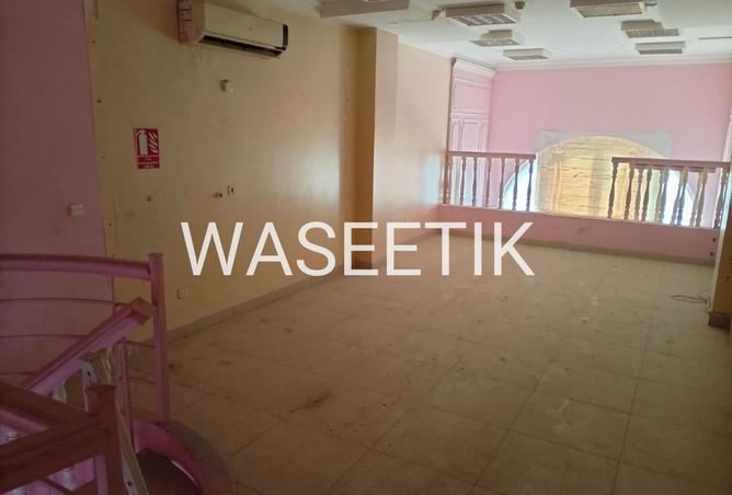 942865 - Property Image 3