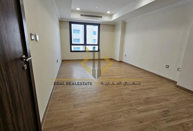 978155 - Property Image 2