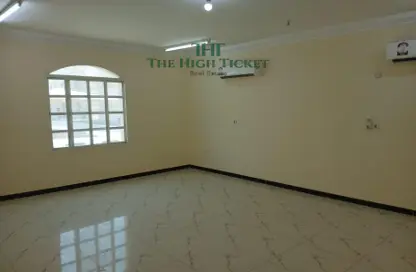 Villa - 5 Bedrooms - 5 Bathrooms for rent in Ain Khaled Villas - Ain Khaled - Doha