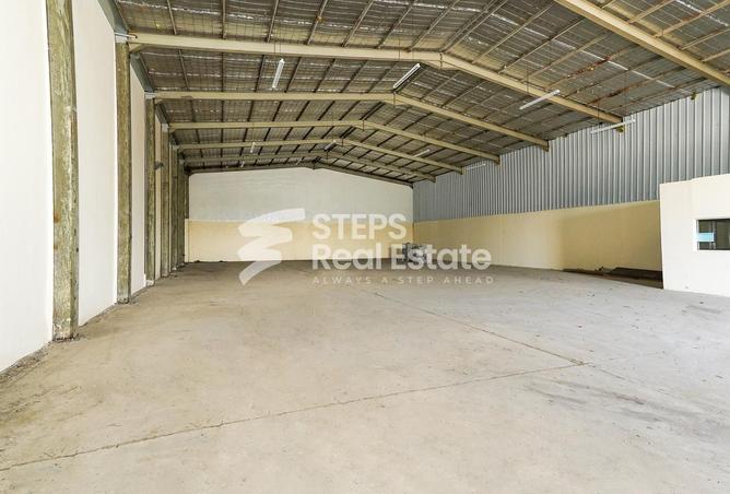 969332 - Property Image 2