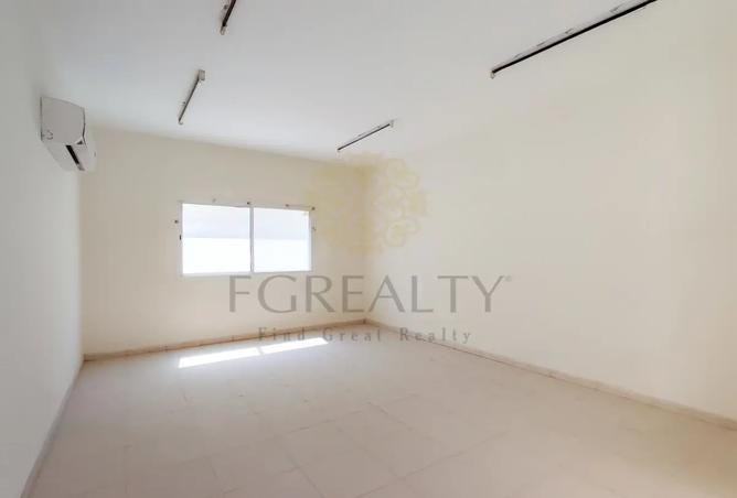 961384 - Property Image 2