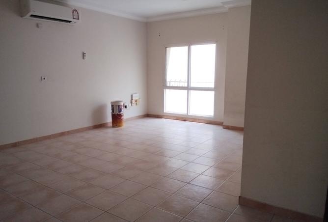 931228 - Property Image 2