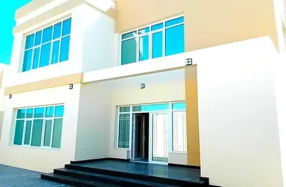 Villa - 6 Bedrooms - 7 Bathrooms for rent in Duhail Villas - Al Duhail - Doha