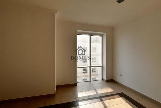 934882 - Property Image 2