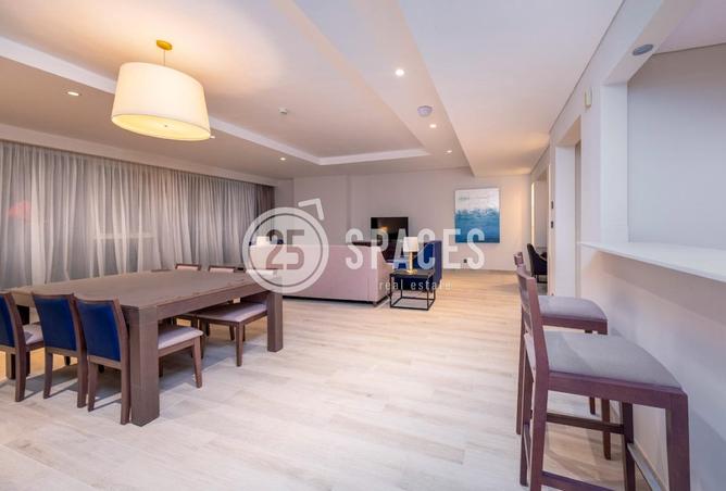 951899 - Property Image 2